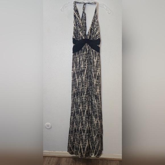 BCBGMAXAZRIA silk maxi dress - Picture 5 of 10